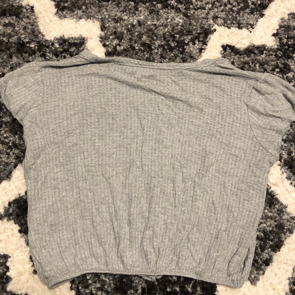 Crop Top - Picture 2 of 3
